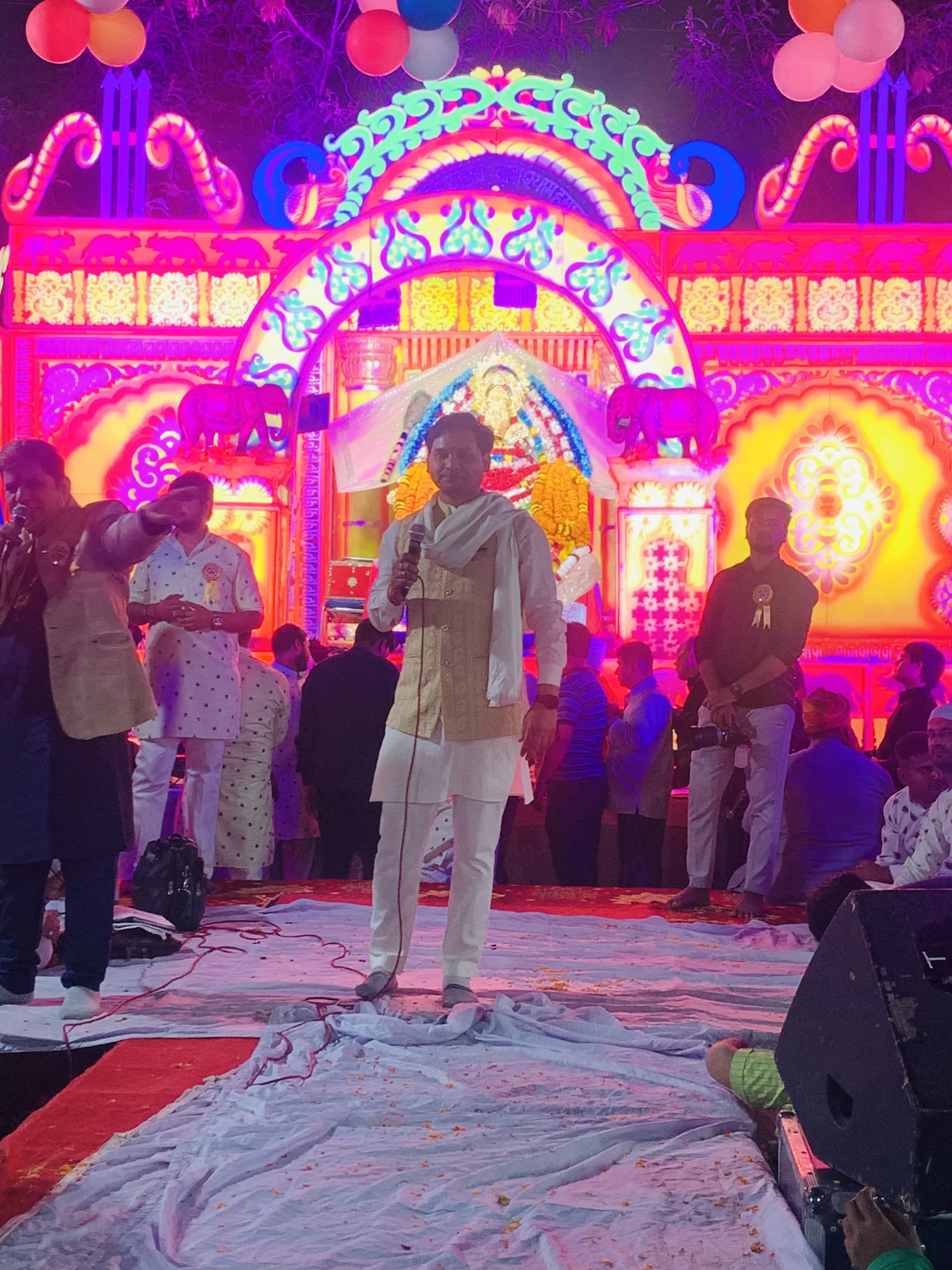 भजन संध्या सजा हुआ मंच फरीदाबाद - Decorated Stage Bhajan Sandhya